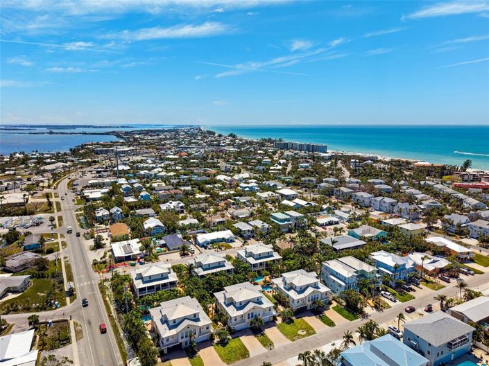 Image No.53-3 Bed Townhouse for sale