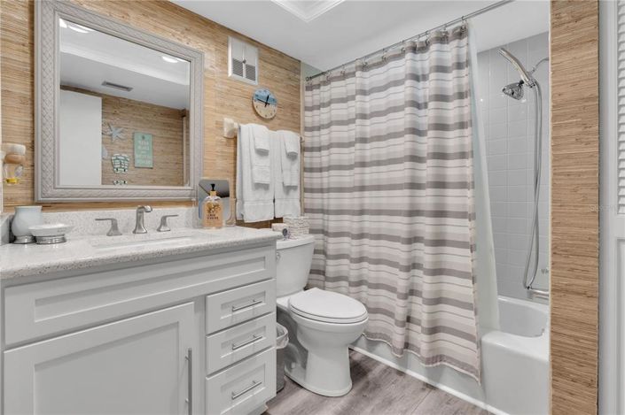 Image No.17-2 Bed Property for sale