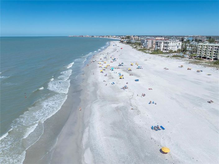 Image No.28-2 Bed Property for sale