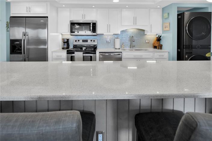 Image No.7-2 Bed Property for sale