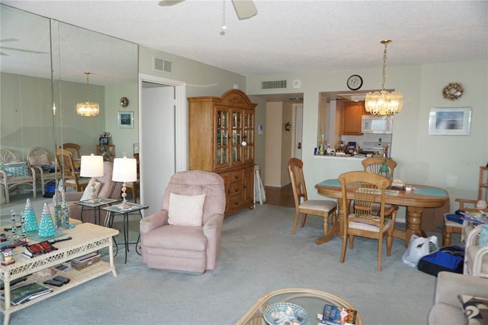 Image No.10-1 Bed Property for sale