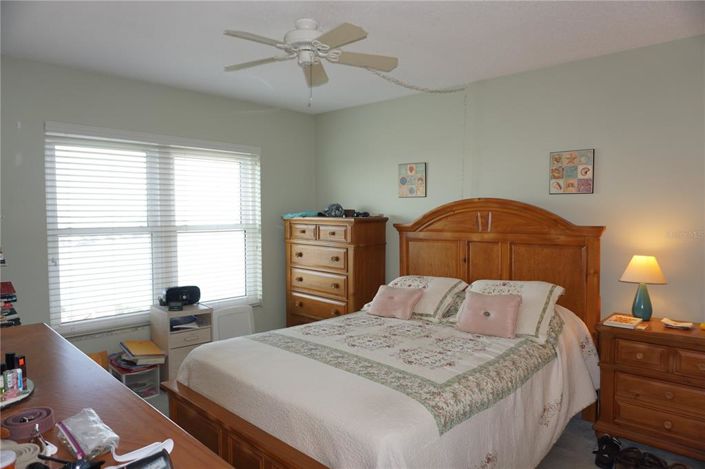 Image No.13-1 Bed Property for sale