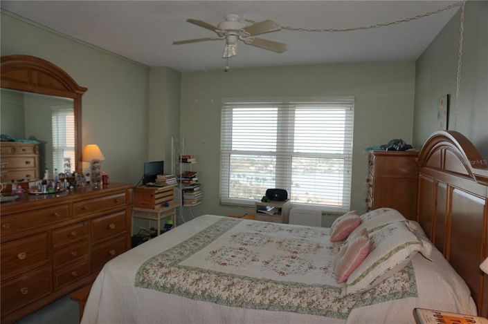 Image No.14-1 Bed Property for sale