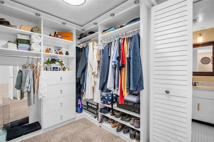 Image No.15-2 Bed Property for sale