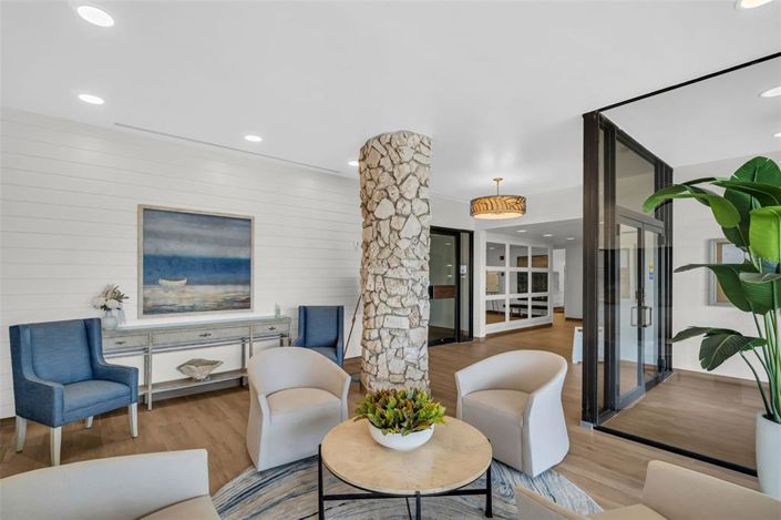 Image No.20-2 Bed Property for sale