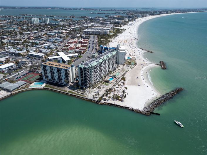 Image No.27-2 Bed Property for sale