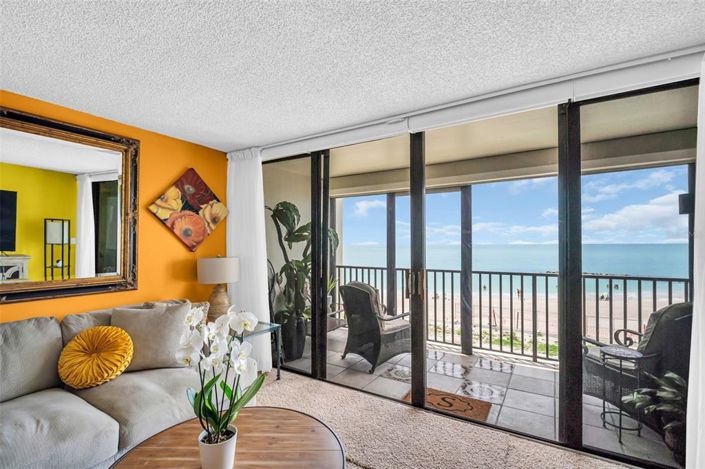 Image No.9-2 Bed Property for sale