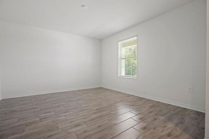 Image No.9-5 Bed Property for sale