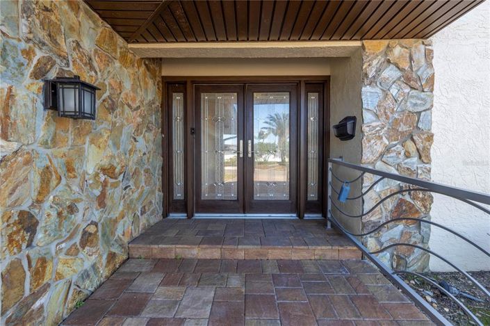 Image No.5-3 Bed Property for sale