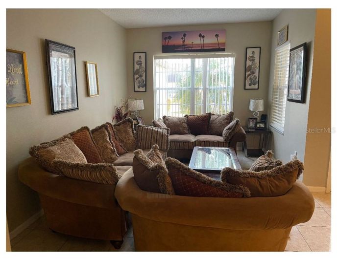 Image No.5-4 Bed Property for sale