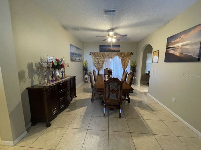 Image No.8-4 Bed Property for sale