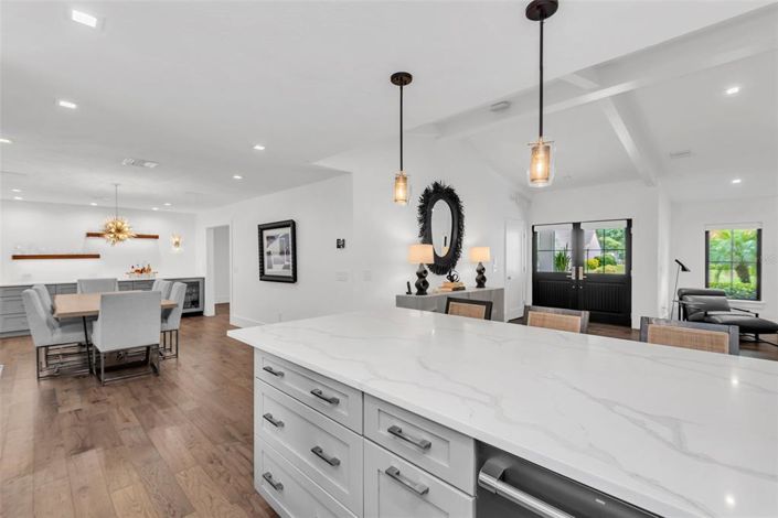 Image No.14-3 Bed Property for sale