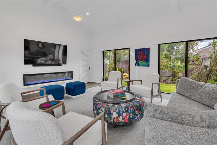 Image No.20-3 Bed Property for sale