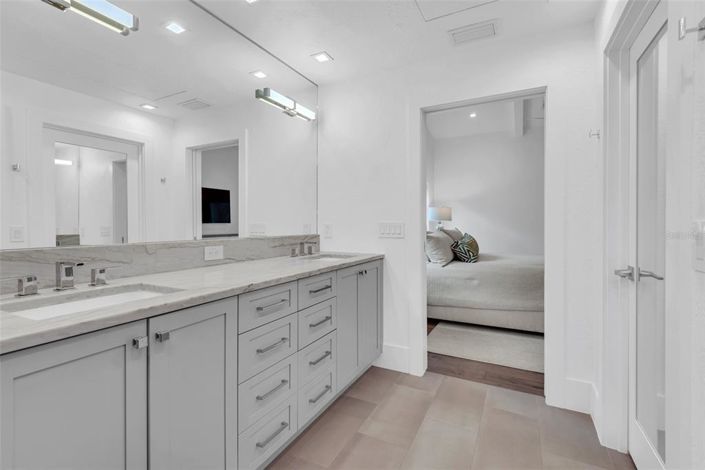 Image No.25-3 Bed Property for sale