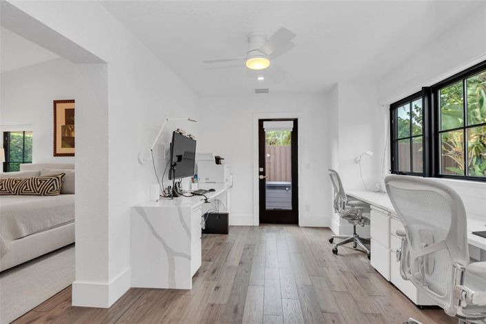 Image No.26-3 Bed Property for sale