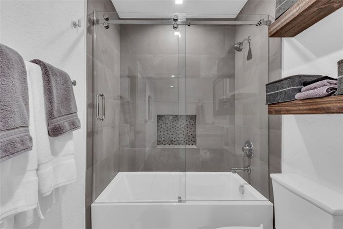 Image No.31-3 Bed Property for sale