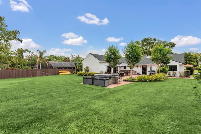 Image No.44-3 Bed Property for sale