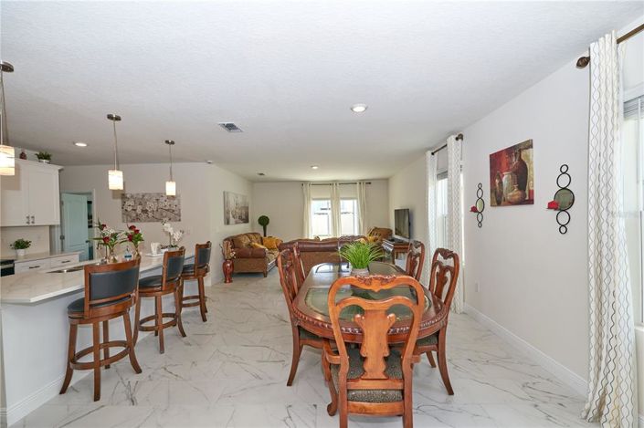 Image No.6-Propriété de 5 chambres à vendre à Davenport