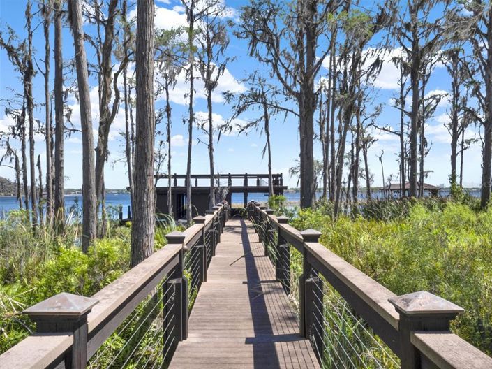 Image No.16-6 Bed Property for sale