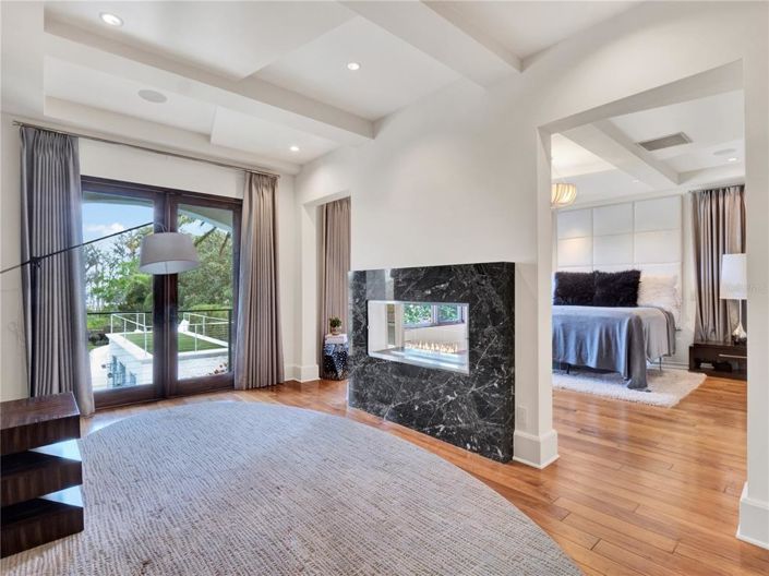 Image No.34-6 Bed Property for sale