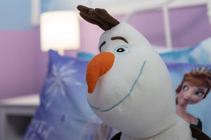 Image No.26-5 Bed Property for sale