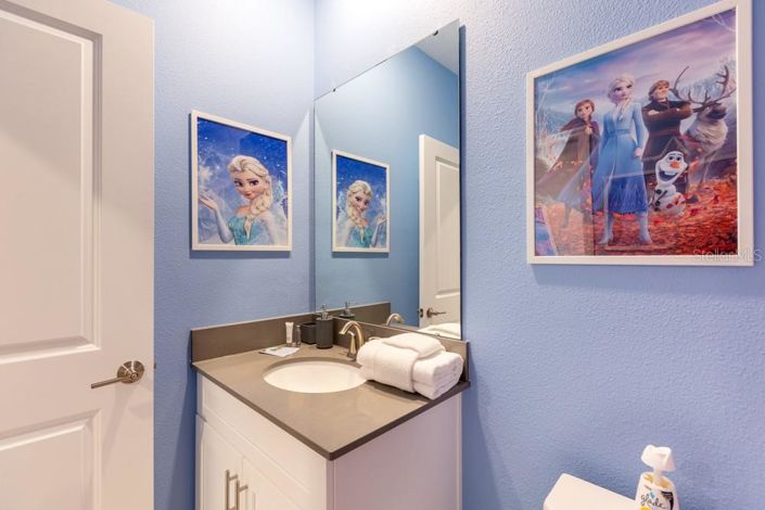 Image No.32-5 Bed Property for sale