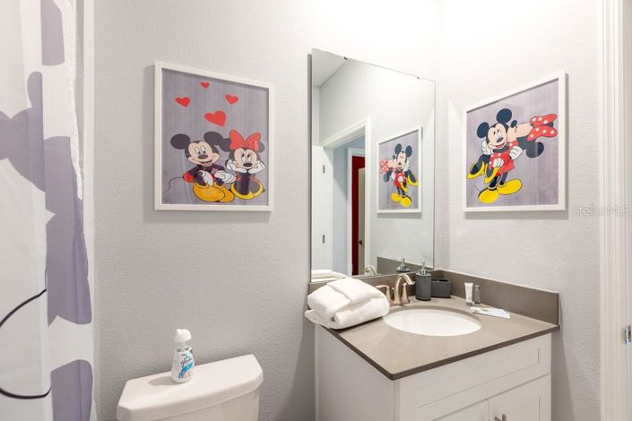 Image No.46-5 Bed Property for sale