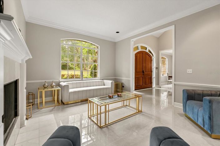 Image No.16-5 Bed Property for sale