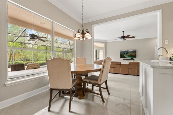 Image No.19-5 Bed Property for sale