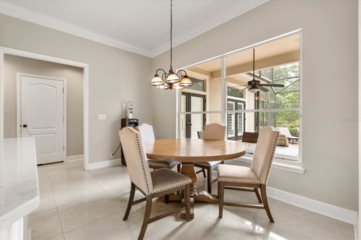 Image No.20-5 Bed Property for sale