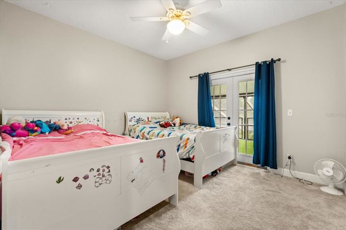 Image No.38-5 Bed Property for sale