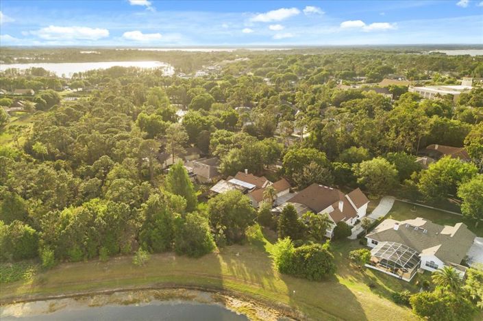 Image No.6-5 Bed Property for sale