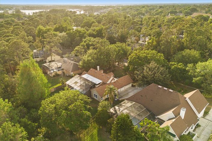 Image No.8-5 Bed Property for sale