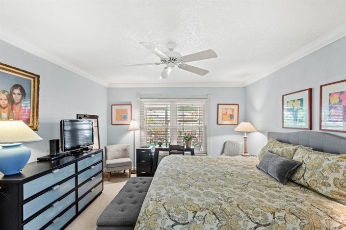 Image No.22-3 Bed Property for sale