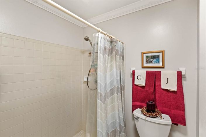 Image No.25-3 Bed Property for sale