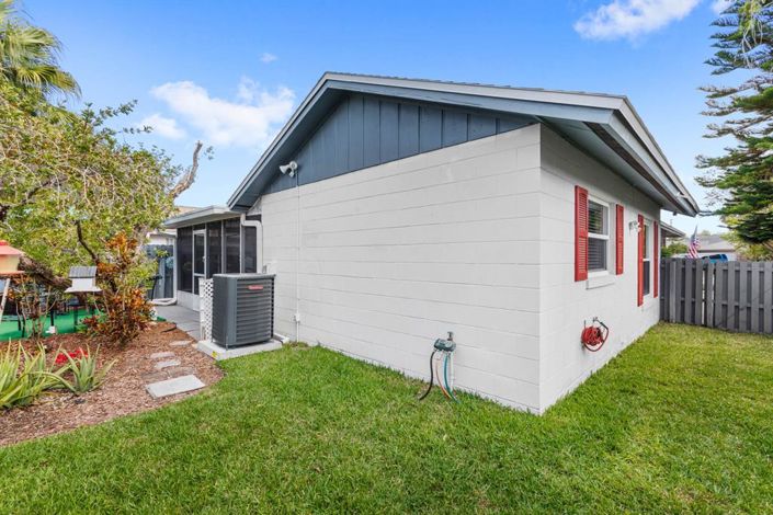 Image No.28-3 Bed Property for sale