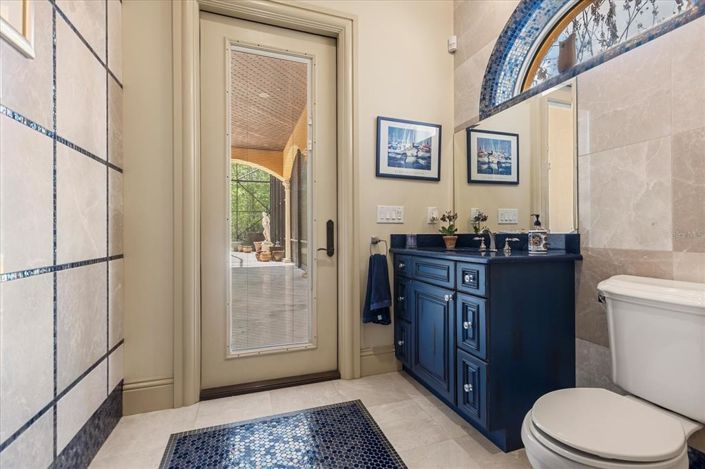 Image No.30-5 Bed Property for sale