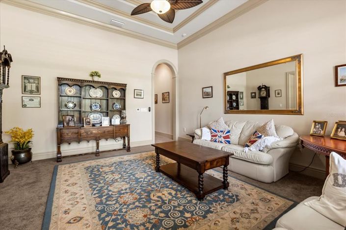 Image No.34-5 Bed Property for sale