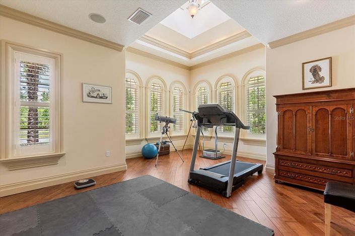 Image No.52-5 Bed Property for sale