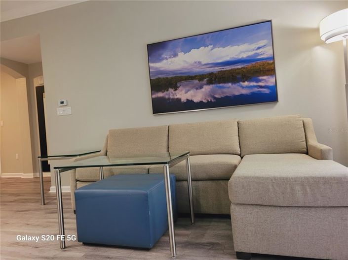 Image No.17-3 Bed Property for sale