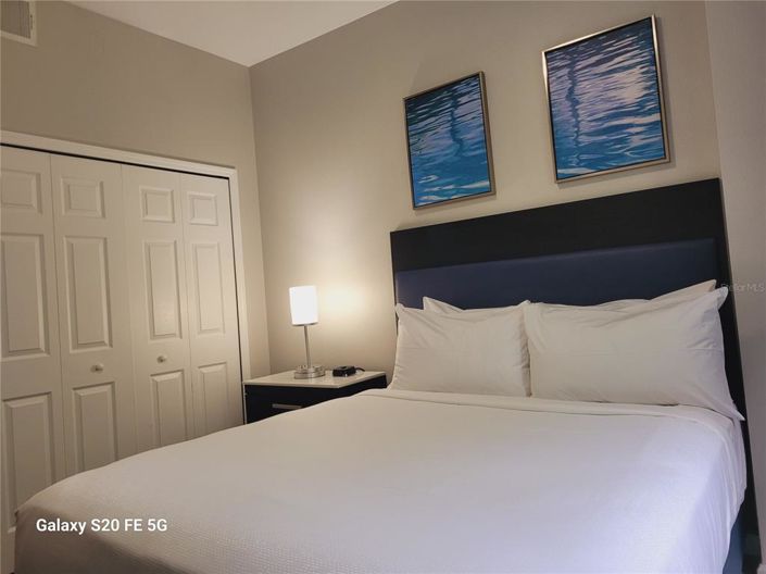 Image No.20-3 Bed Property for sale