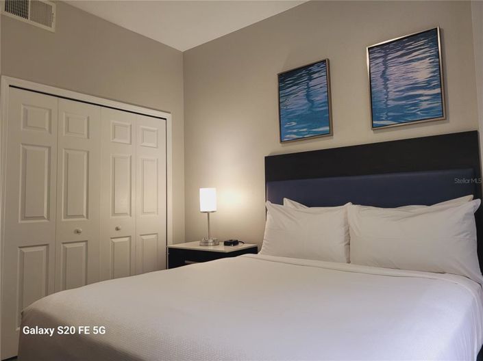 Image No.21-3 Bed Property for sale