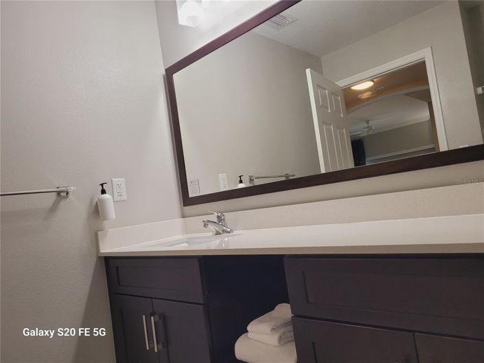 Image No.29-3 Bed Property for sale