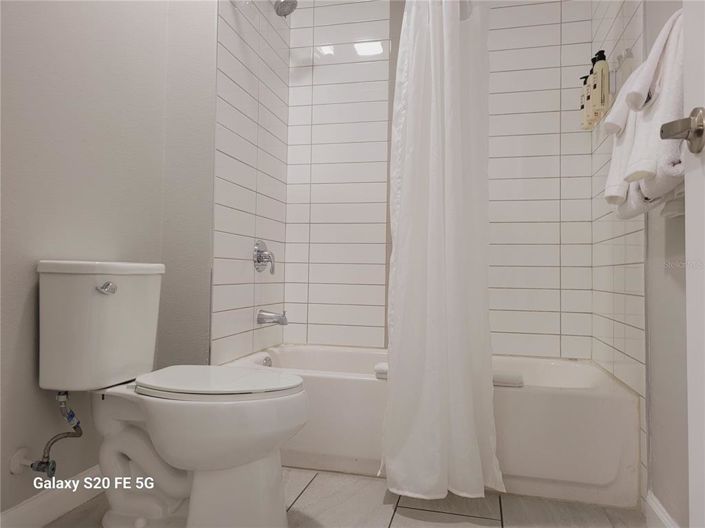 Image No.31-3 Bed Property for sale