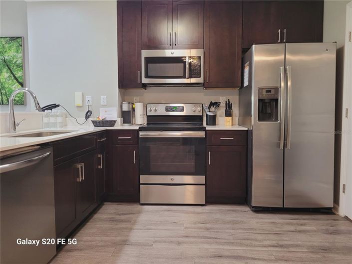 Image No.36-3 Bed Property for sale