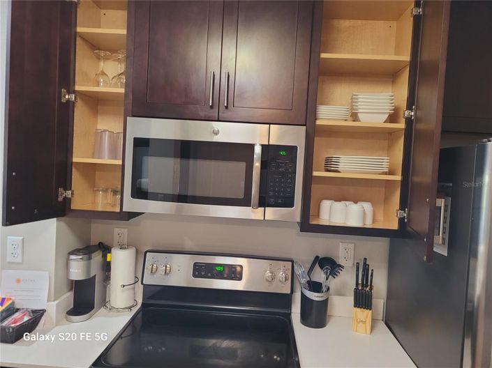 Image No.37-3 Bed Property for sale