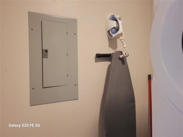 Image No.43-3 Bed Property for sale