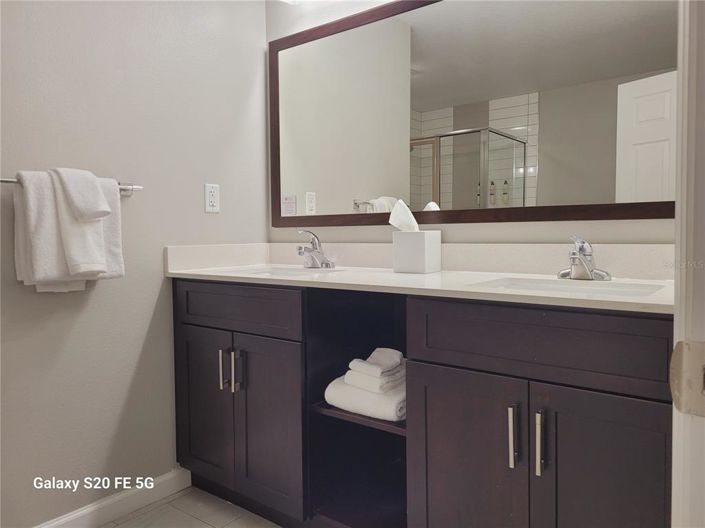 Image No.51-3 Bed Property for sale