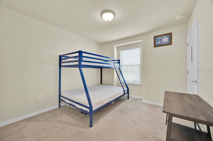 Image No.18-5 Bed Townhouse for sale