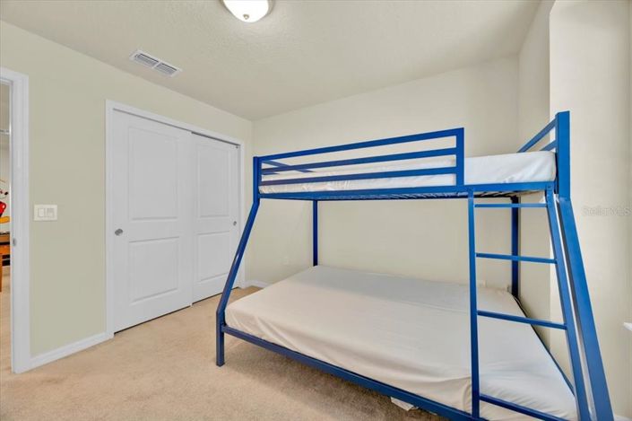 Image No.19-5 Bed Townhouse for sale